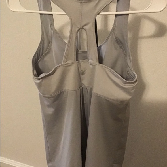 Work out top - Picture 3 of 4